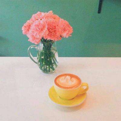 炸金花58w棋牌大厅截图0